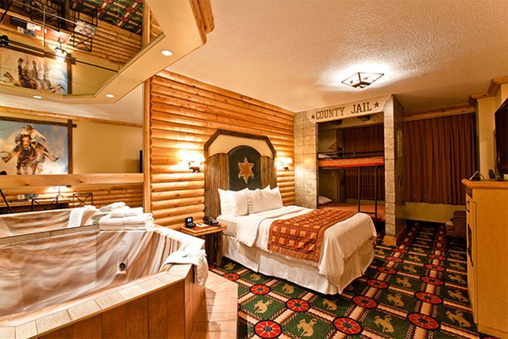 Fantasyland Hotel Edmonton Eksteriør billede